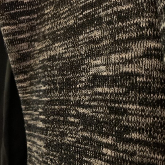 Aritzia Wilfred Black and Grey Striped Blazer - Picture 4 of 6